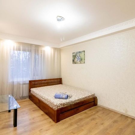 Kvartirkoff Na Volodymyra Ivasiuka 19A Kijów Zewnętrze zdjęcie